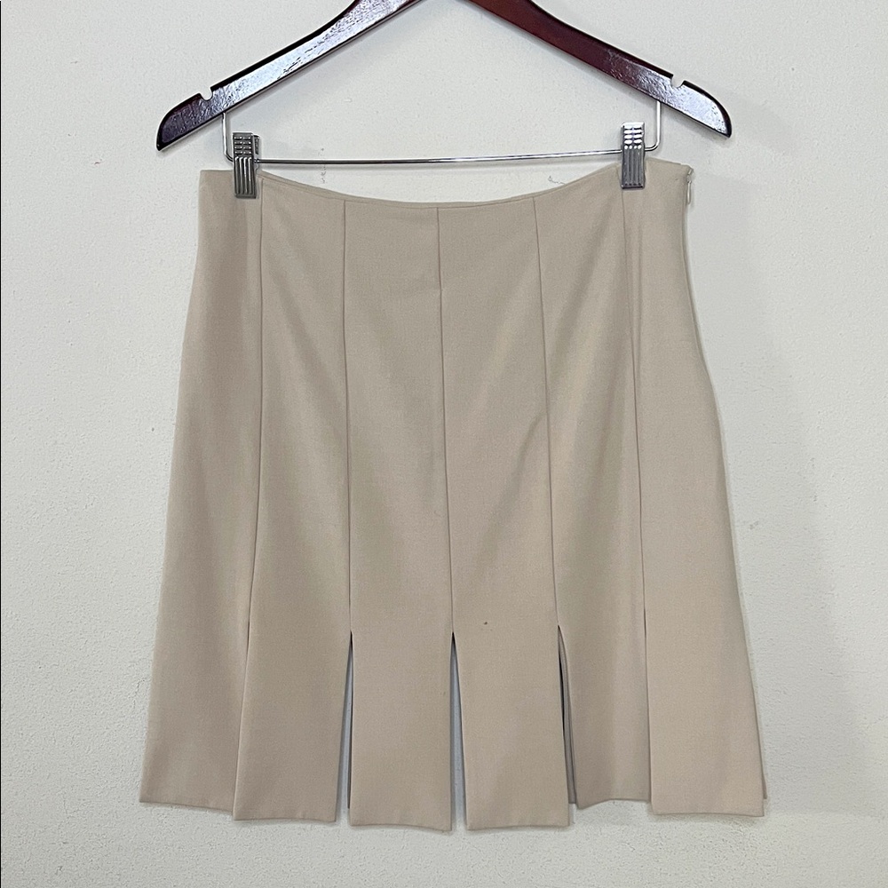White House Black Market Skirt Beige Cut Slits Knee Length Size 8 Work